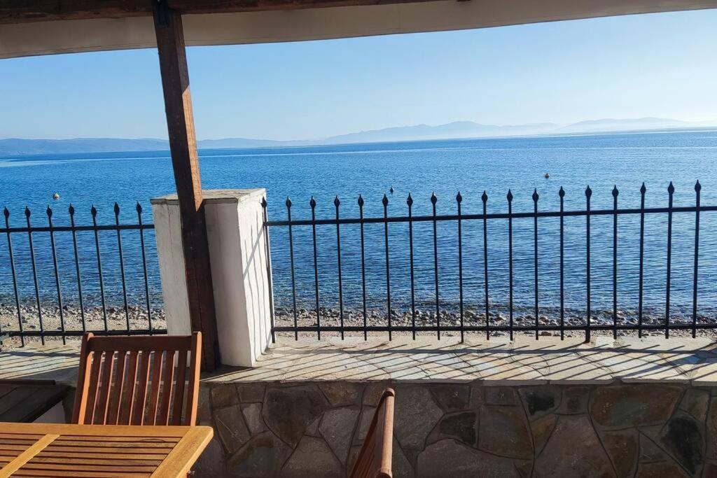 Malakion Rustic Studio Seaside View Buitenkant foto